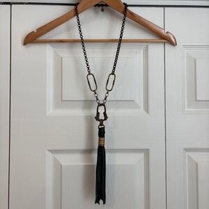 Melody Vintage Jewelry Long Chainlink Necklace - Dark Green Tassel